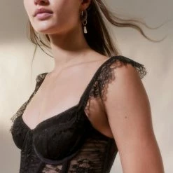 Flash Sale 🤩 Women's Out From Under Modern Love Butterfly Corset Black ⌛