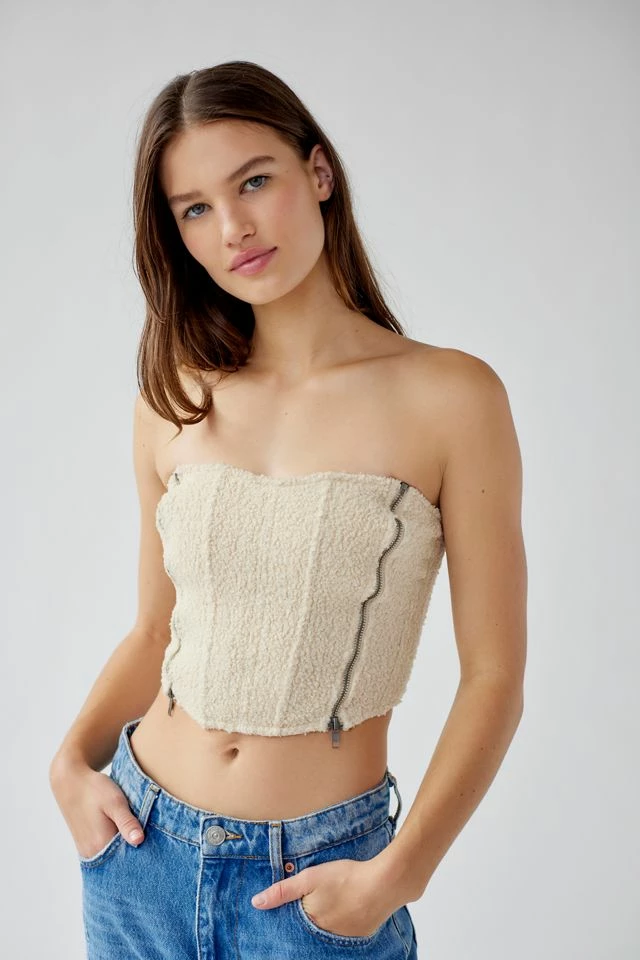 Brand new ???? Women's Out From Under Sherpa Double-Zip Corset Cream ???? 1 Brand new ???? Women's Out From Under Sherpa Double-Zip Corset Cream ????