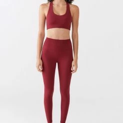 Budget 😉 Women's Splits59 Sara Airweight Sports Bra Maroon ⭐