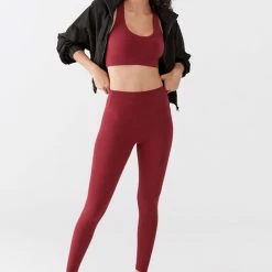Budget 😉 Women's Splits59 Sara Airweight Sports Bra Maroon ⭐ -Out From Under Shop unnamed file 262