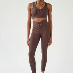 New βοΈ Women's Year Of Ours Football Ribbed Sports Bra Light Brown π 6 New βοΈ Women's Year Of Ours Football Ribbed Sports Bra Light Brown π -Out From Under Shop unnamed file 301