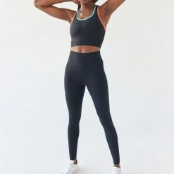 Best Sale 🛒 Women's Splits59 Amber Airweight Bralette Top Black 🥰 -Out From Under Shop unnamed file 362