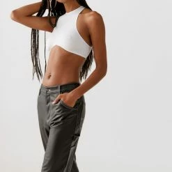 Best Pirce 😍 Women's Out From Under Danielle Seamless Bra Top White 😀 -Out From Under Shop unnamed file 45