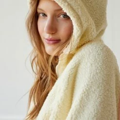 Best reviews of ???? Women's Out From Under Scarlet Sherpa Zip-Up Hoodie Sweatshirt Cream ✨ 2 Best reviews of ???? Women's Out From Under Scarlet Sherpa Zip-Up Hoodie Sweatshirt Cream ✨ -Out From Under Shop unnamed file 744