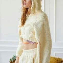 Best reviews of ???? Women's Out From Under Scarlet Sherpa Zip-Up Hoodie Sweatshirt Cream ✨ 4 Best reviews of ???? Women's Out From Under Scarlet Sherpa Zip-Up Hoodie Sweatshirt Cream ✨ -Out From Under Shop unnamed file 746