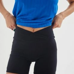 Discount 🔥 Women's Out From Under V-Front Bike Short Black ✨